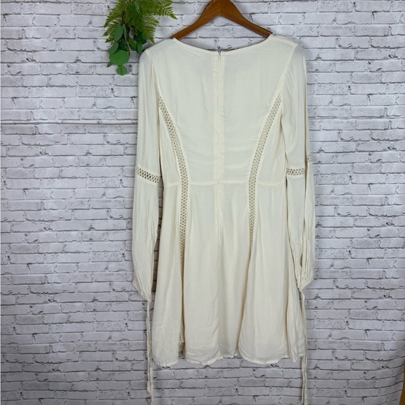 NWT Black Swan Long Sleeve Dress - Picture 4 of 5